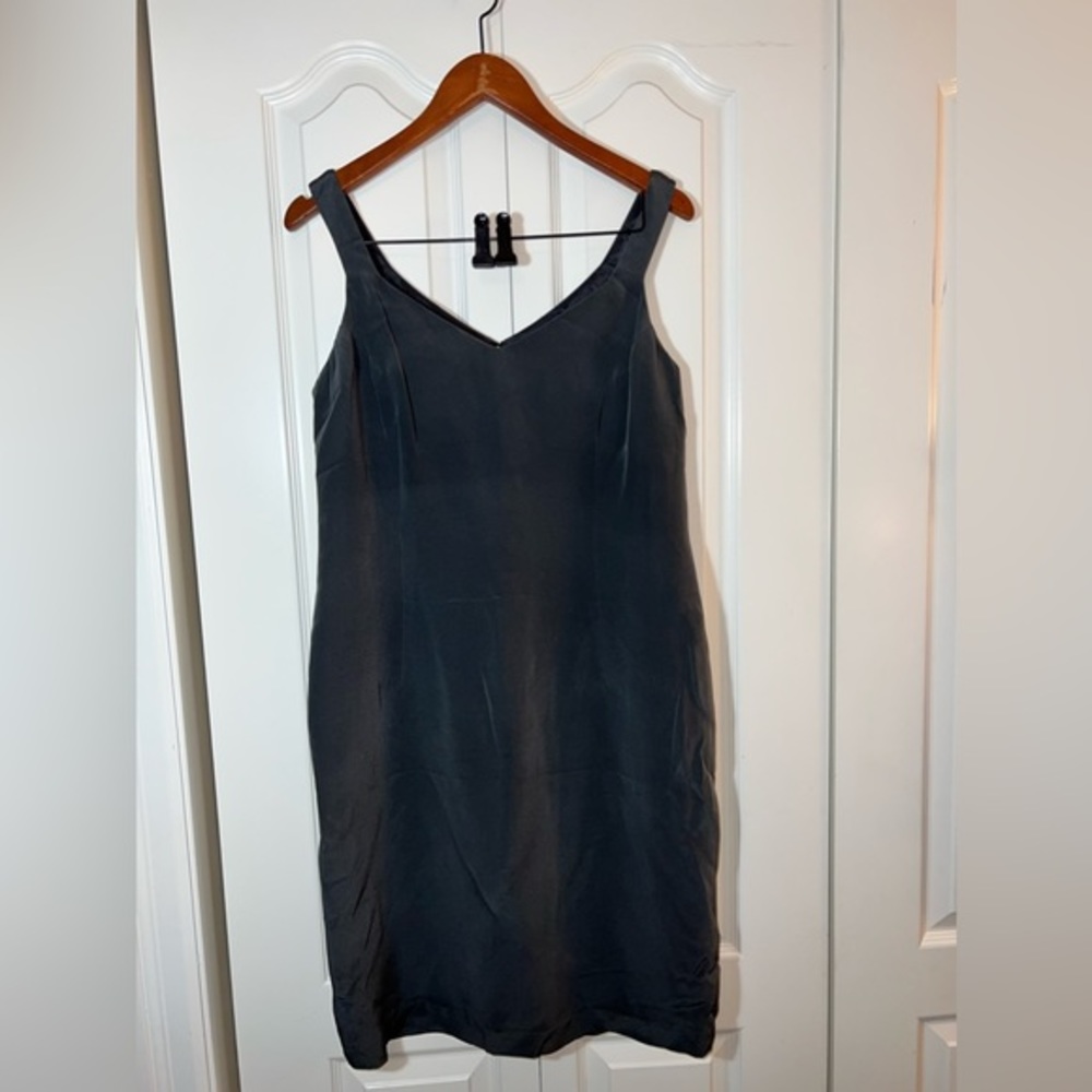 Dana Bachman Dress. Size 12.  Worn once. 100% Silk.